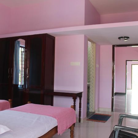 טריואנדרום Puthenchirayil Homestay מראה חיצוני תמונה
