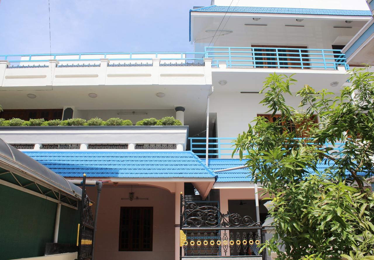 טריואנדרום Puthenchirayil Homestay מראה חיצוני תמונה