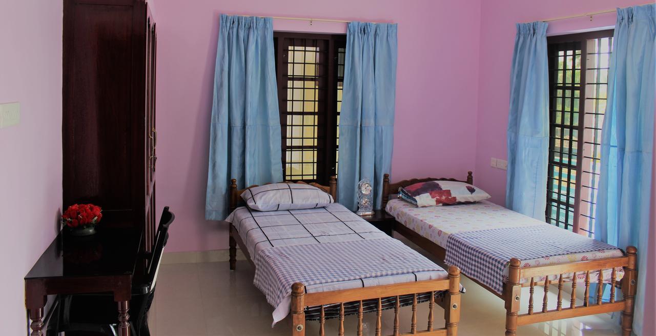 טריואנדרום Puthenchirayil Homestay מראה חיצוני תמונה